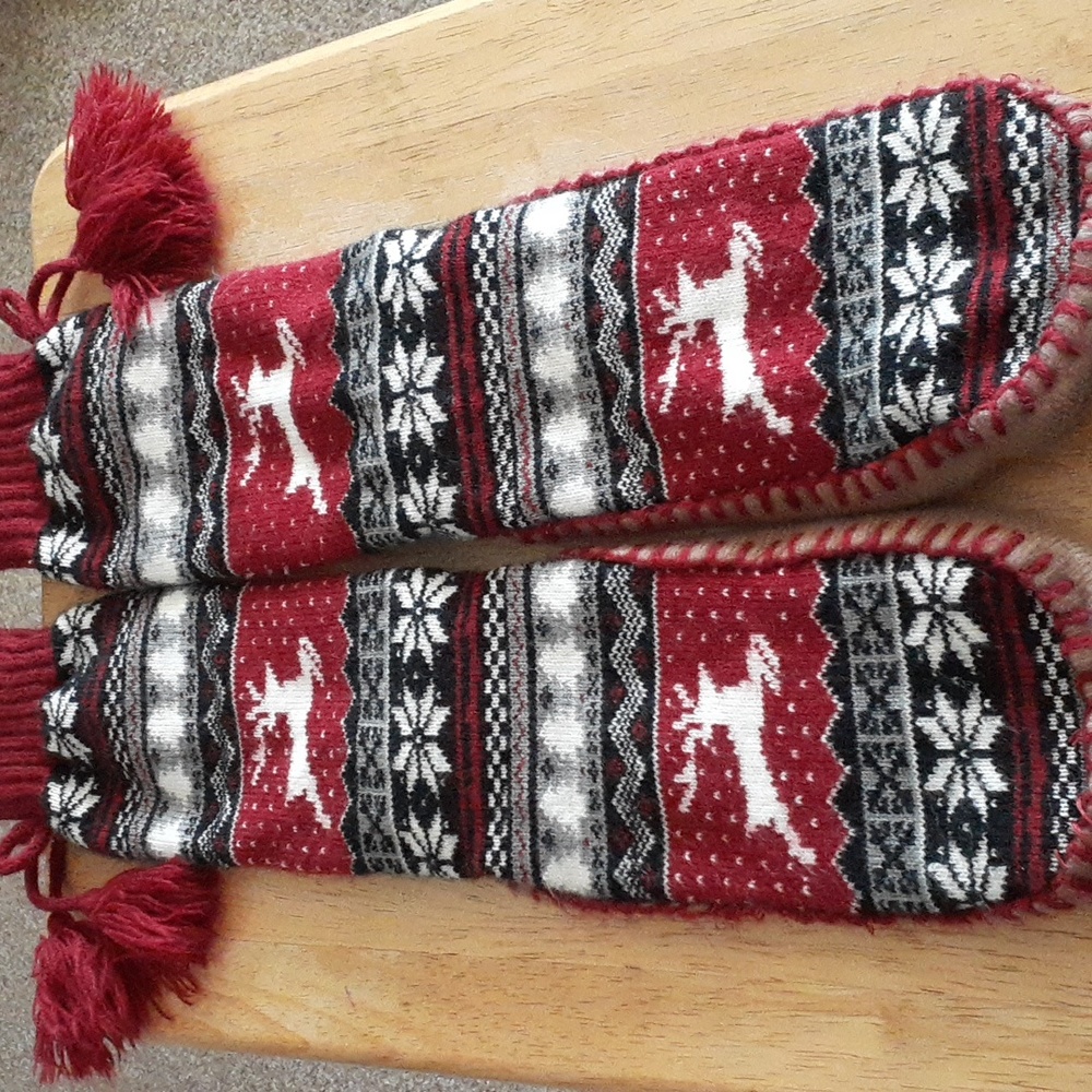 NWOT Holiday Slipper Socks G104